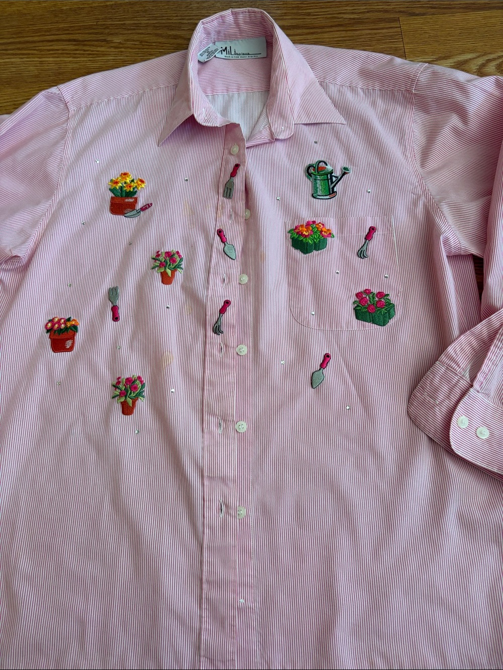 Women’s Pink Striped Button-Down Shirt With Garden Embroidery